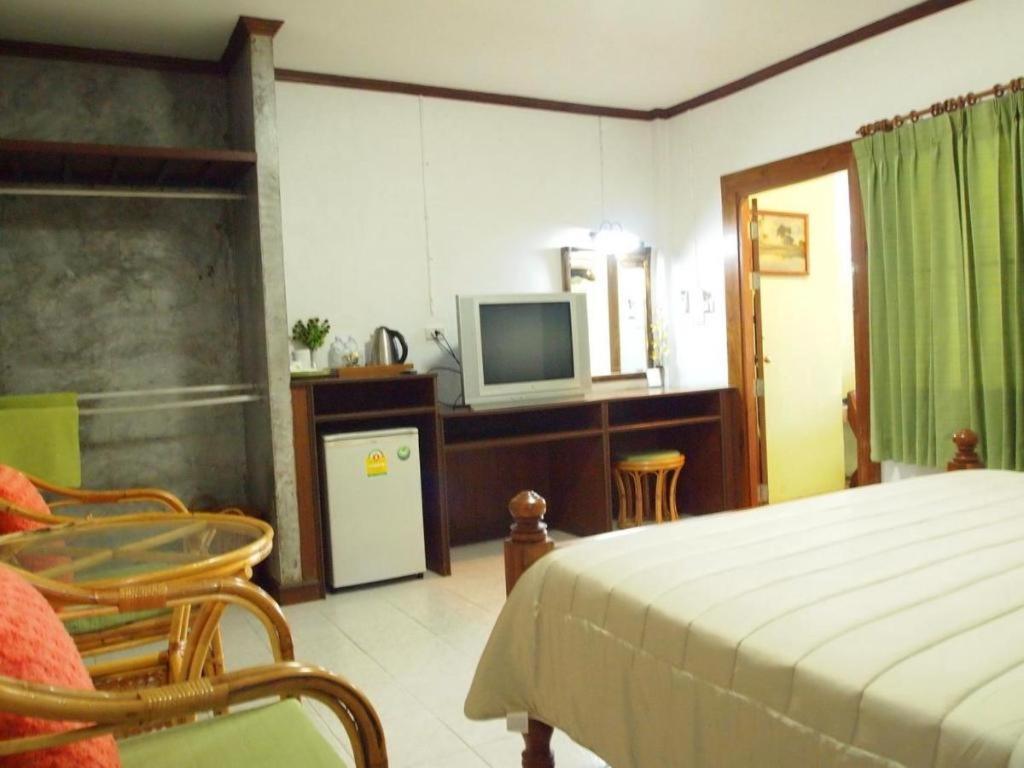 Baan Sala Lung Dam Hotel Бопхут Экстерьер фото
